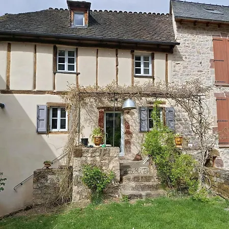 Maison De Village Hébergement de vacances *
